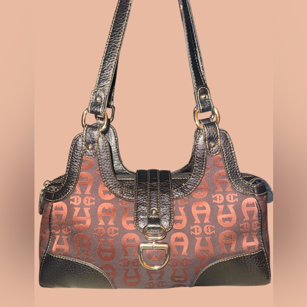 Etienne Aigner Brown/Black Signature
Logo Print Small Satchel Bag